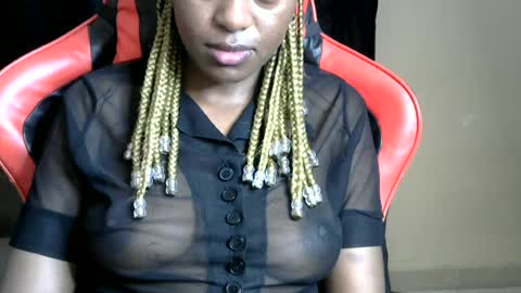 Snapshot of sassy_lyne chatting on June 22, 8:44 am sassy_lyne online show from June 22, 8:44 am