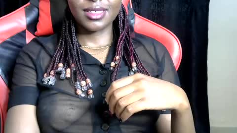Snapshot of sassy_lyne chatting on July 1, 8:38 am sassy_lyne online show from July 1, 8:38 am