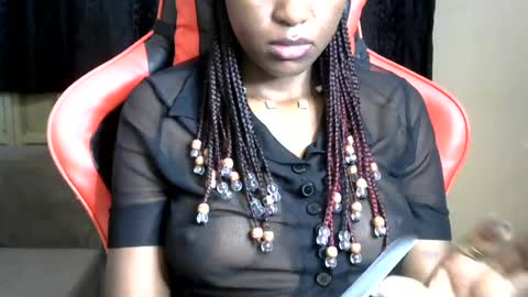 Snapshot of sassy_lyne chatting on July 23, 7:17 am sassy_lyne online show from July 23, 7:17 am