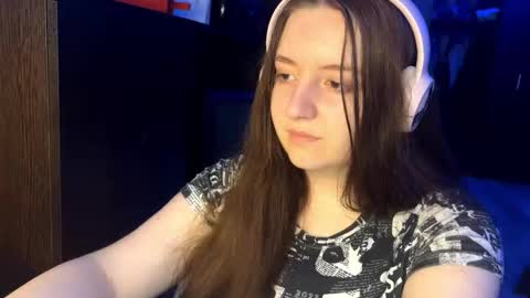 Snapshot of sassy_touch_heat_x3 chatting on September 9, 6:18 pm Marmulka or Mary online show from September 9, 6:18 pm