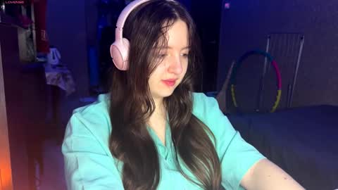 Snapshot of sassy_touch_heat_x3 chatting on November 6, 5:25 pm Marmulka or Mary online show from November 6, 5:25 pm