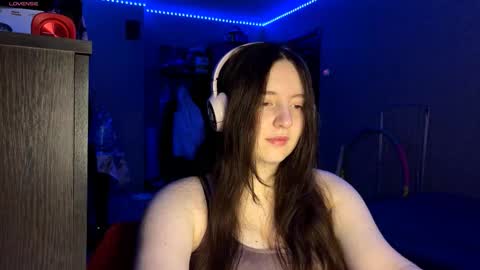 Snapshot of sassy_touch_heat_x3 chatting on November 17, 6:14 pm Marmulka or Mary online show from November 17, 6:14 pm