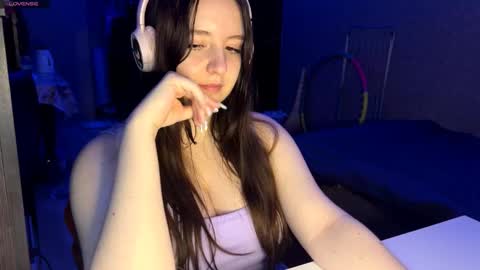 Snapshot of sassy_touch_heat_x3 chatting on November 21, 5:22 pm Marmulka or Mary online show from November 21, 5:22 pm