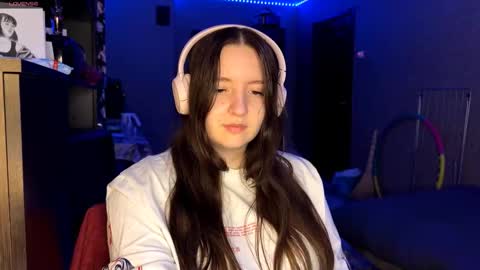 Snapshot of sassy_touch_heat_x3 chatting on November 26, 5:25 pm Marmulka or Mary online show from November 26, 5:25 pm