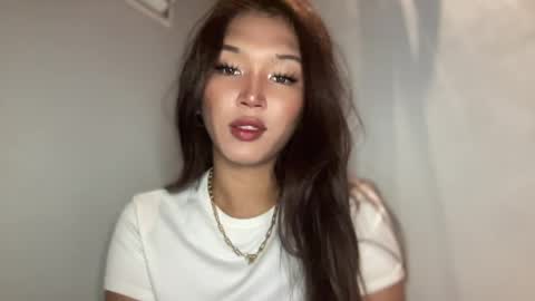 Sassygirl online show from June 4, 12:49 am