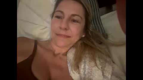 Sassyella online show from October 16, 9:43 am