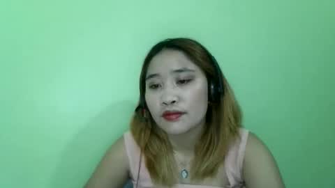 Snapshot of sassyreg chatting on April 18, 1:37 pm SweetButPsychoo online show from April 18, 1:37 pm