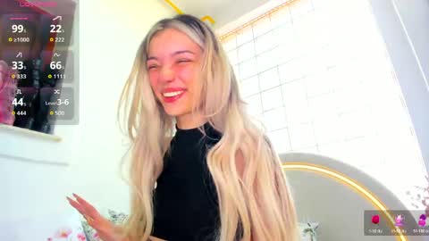 Snapshot of sassyt33n chatting on May 13, 5:38 am sassyt33n online show from May 13, 5:38 am