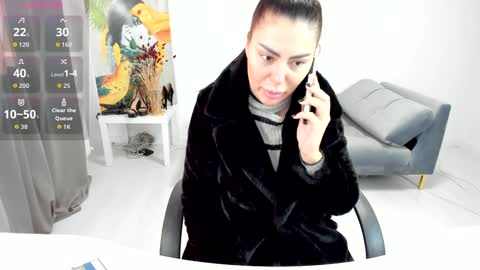 sassytiff online show from January 15, 11:59 am