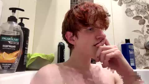 Snapshot of sat1sfaction chatting on November 28, 10:23 pm Kristof online show from November 28, 10:23 pm