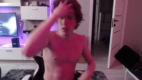 Snapshot of sat1sfaction chatting on February 15, 9:11 pm Kristof online show from February 15, 9:11 pm