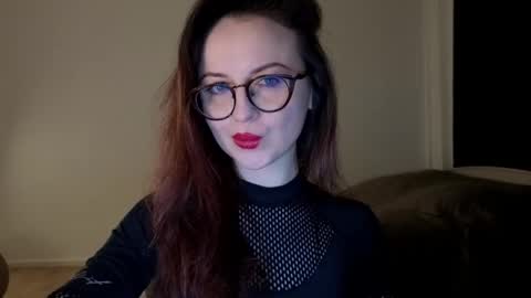Lori online show from March 22, 6:33 pm