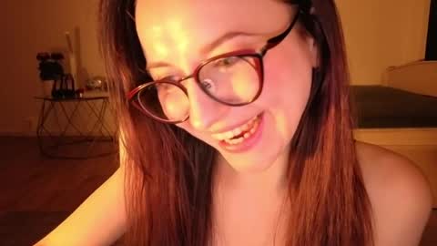 Snapshot of satin_sin chatting on May 16, 7:34 pm Lori online show from May 16, 7:34 pm