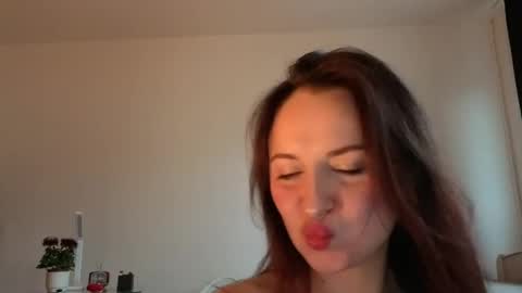 Snapshot of satin_sin chatting on May 20, 6:14 pm Lori online show from May 20, 6:14 pm
