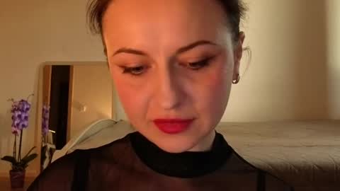 Snapshot of satin_sin chatting on May 31, 6:09 pm Lori online show from May 31, 6:09 pm
