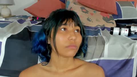 Snapshot of satsu_u chatting on December 18, 10:24 pm SATSU u online show from December 18, 10:24 pm
