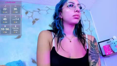 Snapshot of saturno_stone chatting on May 11, 12:16 am Saturnooo online show from May 11, 12:16 am