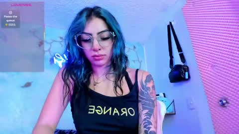Snapshot of saturno_stone chatting on May 21, 2:51 am Saturnooo online show from May 21, 2:51 am