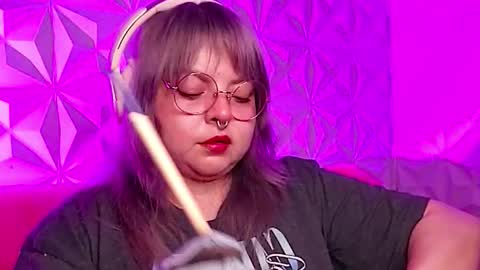 Gina George online show from October 28, 12:14 am