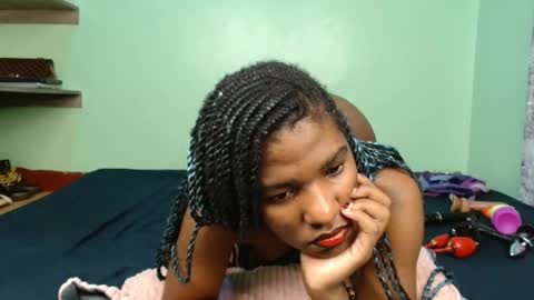 Snapshot of sauce_pety chatting on June 8, 6:19 pm pety online show from June 8, 6:19 pm
