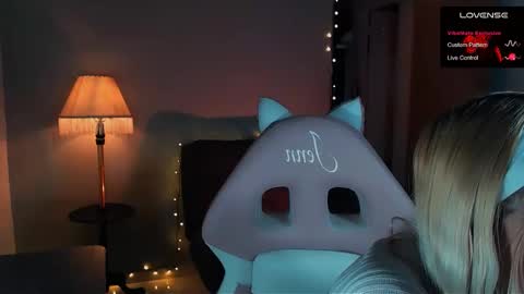 Snapshot of saucy_jenn1 chatting on January 12, 9:19 pm I AM JENN  online show from January 12, 9:19 pm