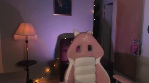 Snapshot of saucy_jenn1 chatting on February 2, 11:00 pm I AM JENN  online show from February 2, 11:00 pm