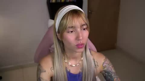 Snapshot of saucy_jenn1 chatting on March 5, 4:08 am I AM JENN online show from March 5, 4:08 am