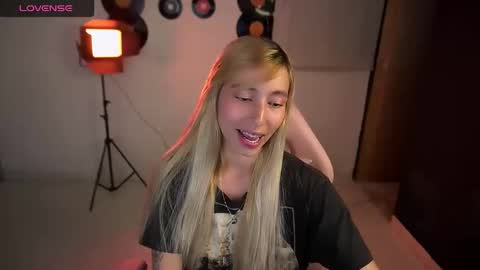 Snapshot of saucy_jenn1 chatting on March 29, 2:55 am I AM JENN online show from March 29, 2:55 am