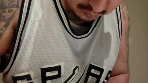 Snapshot of saucy_latino chatting on February 14, 11:29 am ElVergone online show from February 14, 11:29 am