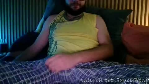 Snapshot of saucybonjo chatting on April 10, 5:01 am Ben online show from April 10, 5:01 am
