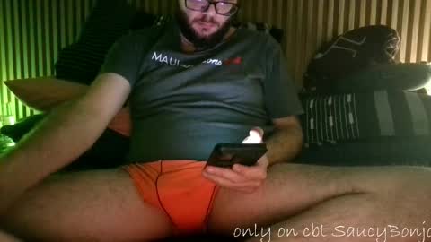 Snapshot of saucybonjo chatting on May 5, 5:04 am Ben online show from May 5, 5:04 am