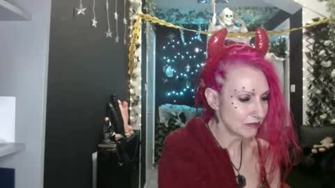 SaucySky online show from October 27, 2:37 am