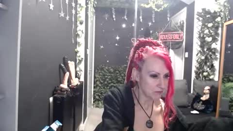 SaucySky online show from March 14, 10:10 am