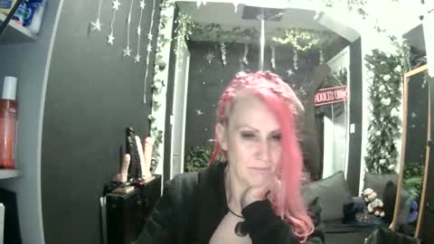 SaucySky online show from May 3, 9:43 pm