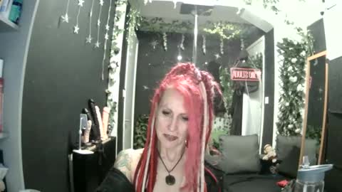 SaucySky online show from May 20, 9:21 pm