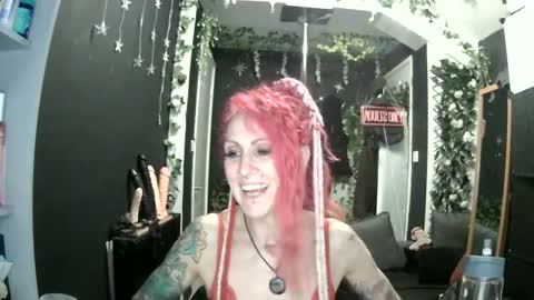 SaucySky online show from May 22, 12:29 am