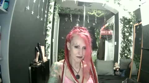 SaucySky online show from May 24, 8:58 pm