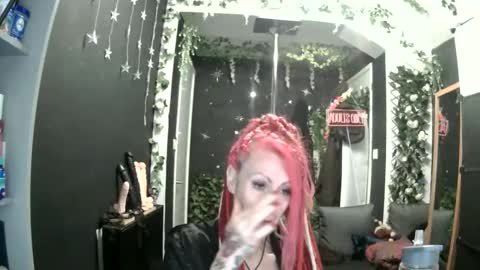 SaucySky online show from May 31, 7:59 am