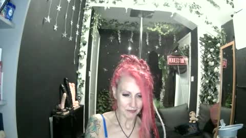 SaucySky online show from June 5, 11:43 pm