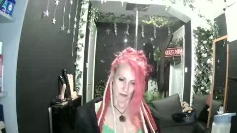 SaucySky online show from June 9, 8:42 pm