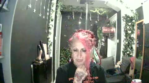 SaucySky online show from June 13, 12:30 am