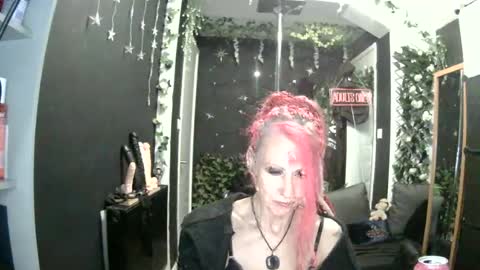 SaucySky online show from June 13, 11:13 pm