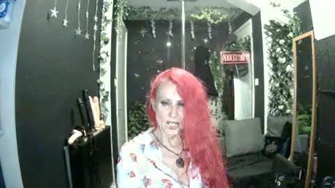 SaucySky online show from July 11, 8:55 pm
