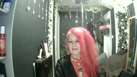 SaucySky online show from July 29, 9:24 pm