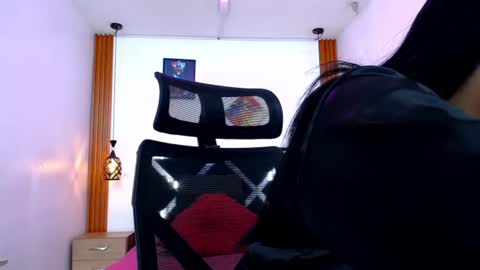 Snapshot of savage_doll chatting on June 21, 2:47 am ANGELICA online show from June 21, 2:47 am