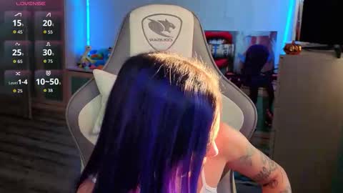 Ariel online show from November 20, 3:18 am