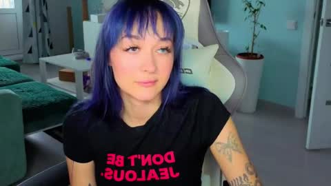 Ariel online show from July 26, 3:58 am