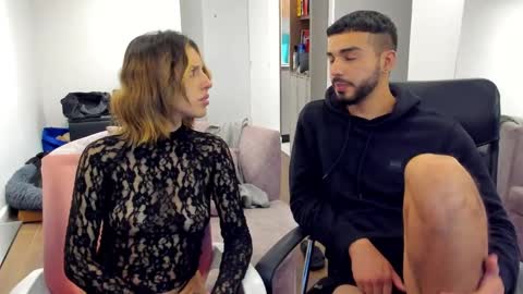 Snapshot of savagesweethearts chatting on March 5, 6:01 am savagesweethearts online show from March 5, 6:01 am