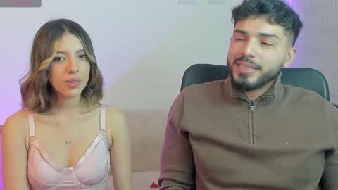 Snapshot of savagesweethearts chatting on September 10, 2:22 am savagesweethearts online show from September 10, 2:22 am