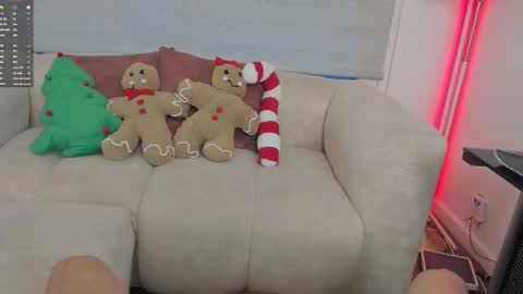 Snapshot of savagesweethearts chatting on November 23, 10:42 pm savagesweethearts online show from November 23, 10:42 pm